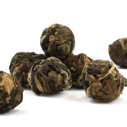 LYCHEE GOLD DRAGON PEARL – CZARNA HERBATA