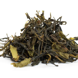 Gruzińska Gold Green tea - mieszanka białej i zielonej herbaty